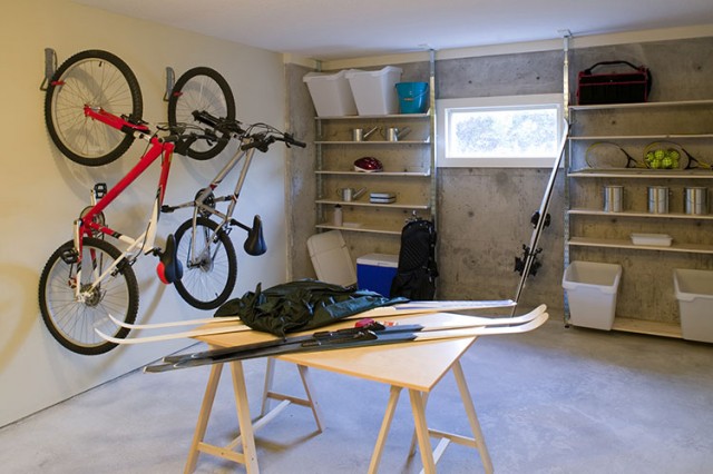 découvrez nos astuces et conseils pratiques pour réussir l’aménagement de votre garage. optimisez l’espace, organisez vos rangements et transformez votre garage en une pièce fonctionnelle et agréable.