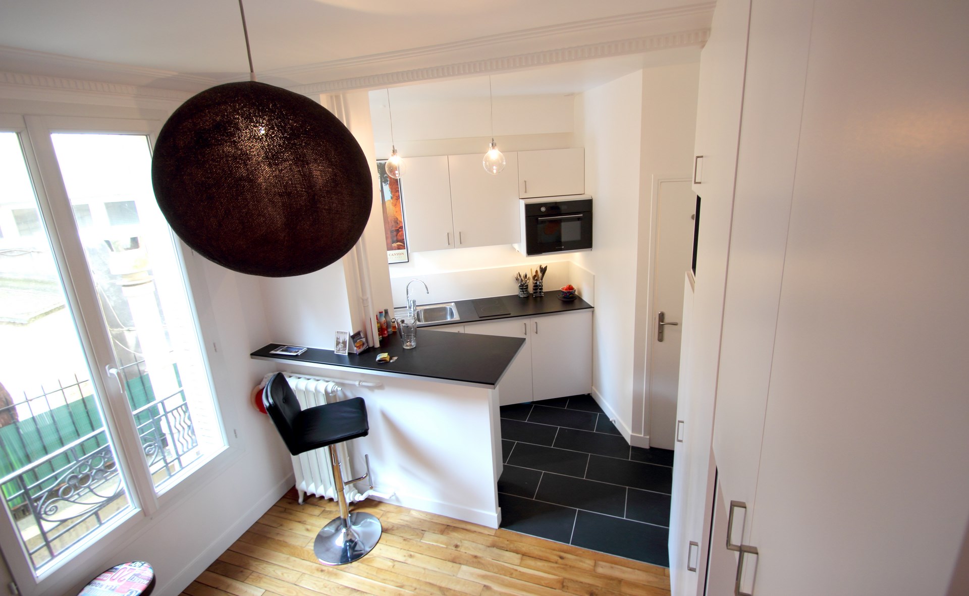 découvrez nos conseils et idées d'aménagement pour optimiser l'espace de votre studio à paris. astuces déco, mobilier fonctionnel et inspirations pour un petit appartement cosy et moderne !