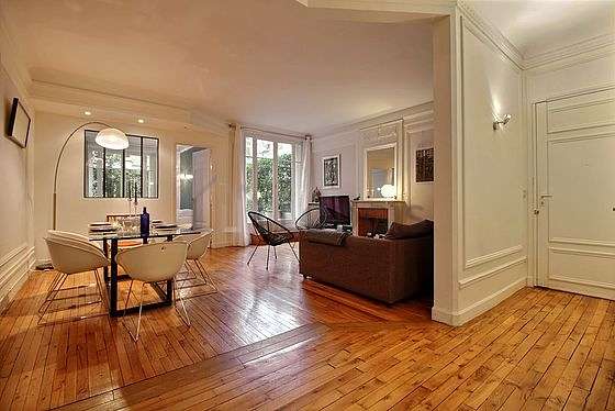 découvrez nos appartements à paris : une sélection exclusive de biens à acheter ou louer dans la capitale. trouvez l'appartement idéal au cœur de paris, adapté à tous les budgets et à tous les besoins.