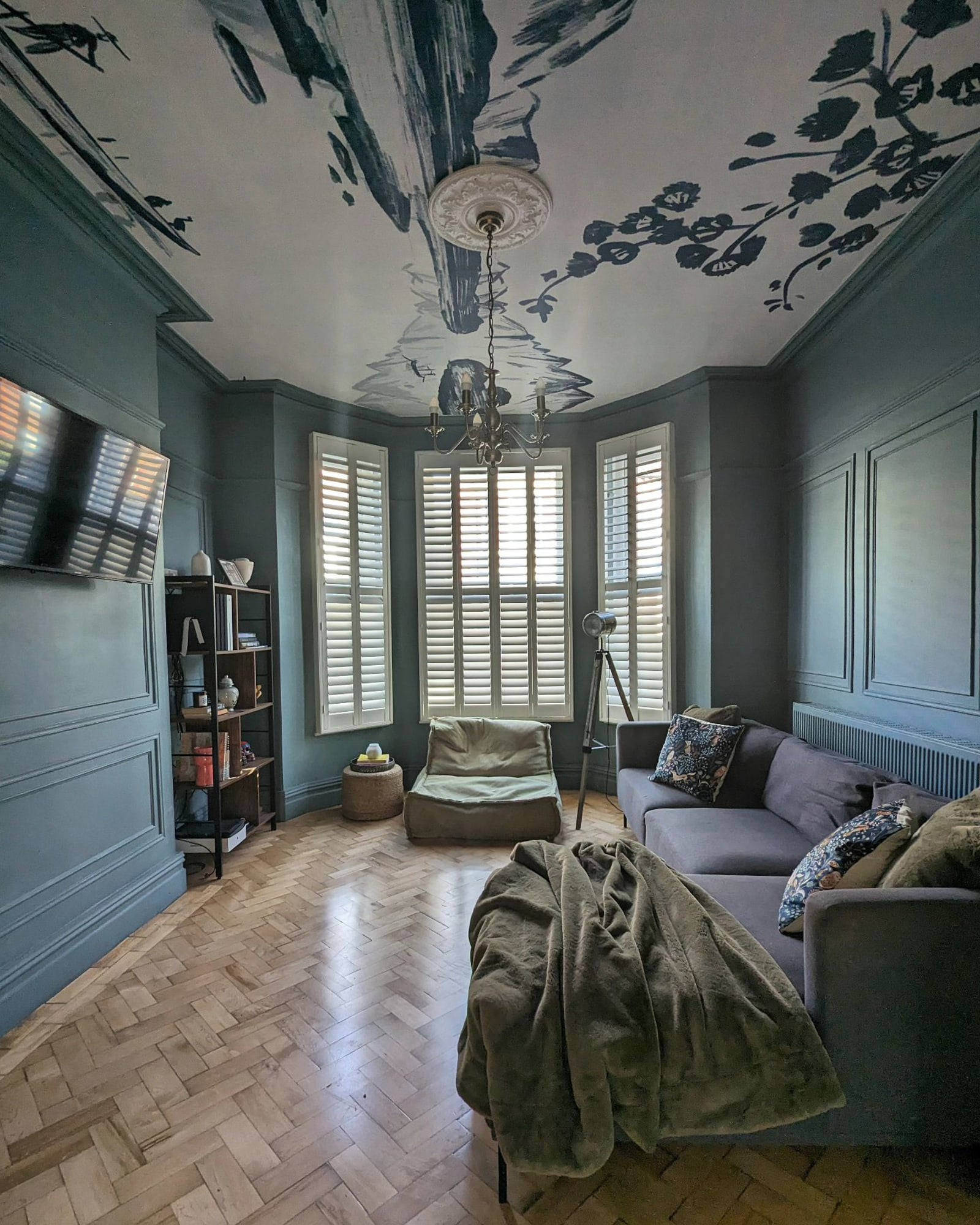 découvrez les astuces incontournables et les tendances déco 2025 pour transformer votre appartement parisien en un espace moderne, élégant et fonctionnel.