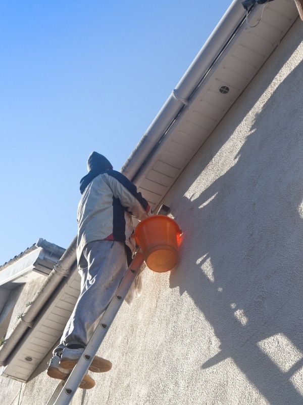 trouvez un artisan de confiance à vaucresson pour tous vos travaux de rénovation et dépannage. qualité, transparence et proximité assurées avec nos professionnels expérimentés.