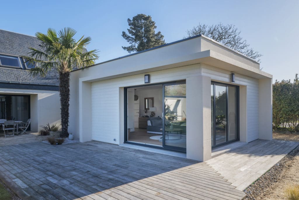 découvrez le coût d’une extension de maison de 20m2 avec toit plat : prix moyens, facteurs à considérer, conseils pour budgéter votre projet et astuces pour optimiser votre investissement.