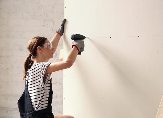 découvrez le coût des plaques de plâtre : prix au m², facteurs influençant le tarif et conseils pour optimiser votre budget lors de vos travaux d’aménagement intérieur.
