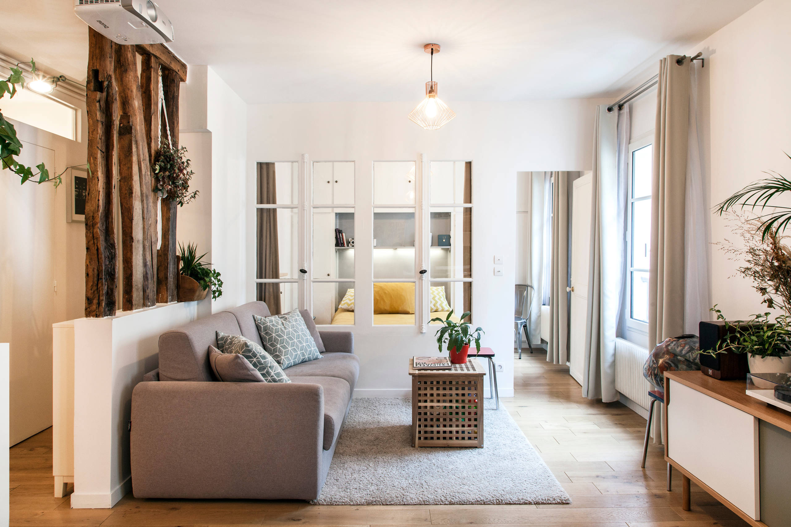 découvrez les facteurs qui influencent le coût de la rénovation d’un appartement de 50m2, avec des estimations de prix, conseils pour budgéter et astuces pour optimiser vos travaux.