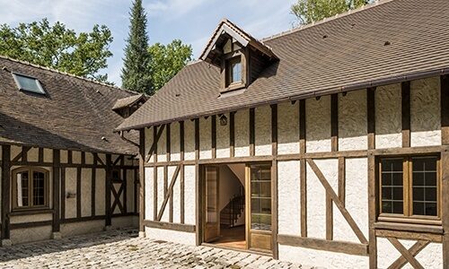 découvrez tout ce qu'il faut savoir sur le coût de rénovation d'une maison : tarifs moyens, conseils pour budgétiser vos travaux et astuces pour économiser tout en valorisant votre bien immobilier.