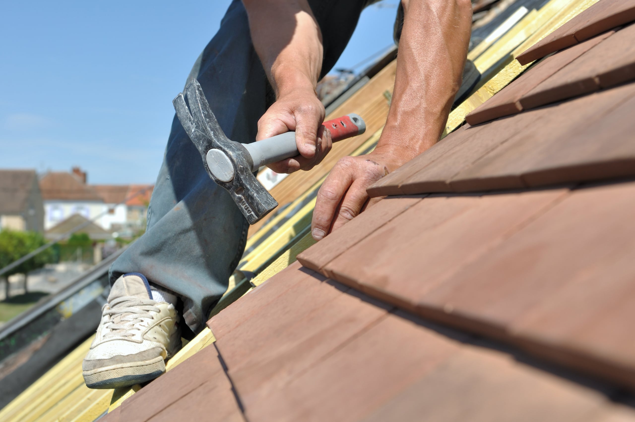découvrez comment estimer le coût de la rénovation d'une maison ancienne, des principaux postes de dépense aux conseils pour optimiser votre budget et réussir votre projet.