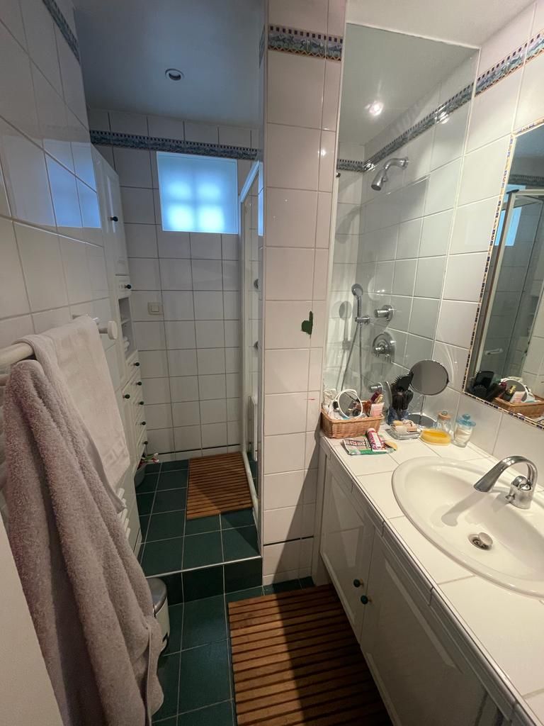 découvrez le coût de la rénovation d'une salle de bain à paris : prix moyens, facteurs qui influencent le budget et conseils pour estimer vos travaux en toute sérénité.