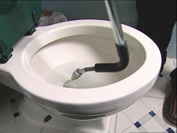 besoin d'un dégorgement urgent de wc à la rochette ? service rapide et efficace pour déboucher vos toilettes 24h/24. intervention professionnelle et garantie satisfaction !