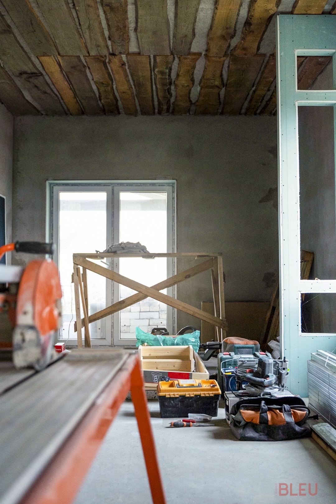 obtenez rapidement un devis personnalisé pour la rénovation de votre appartement à paris. profitez de conseils d’experts et de solutions sur-mesure pour moderniser votre espace au meilleur prix.