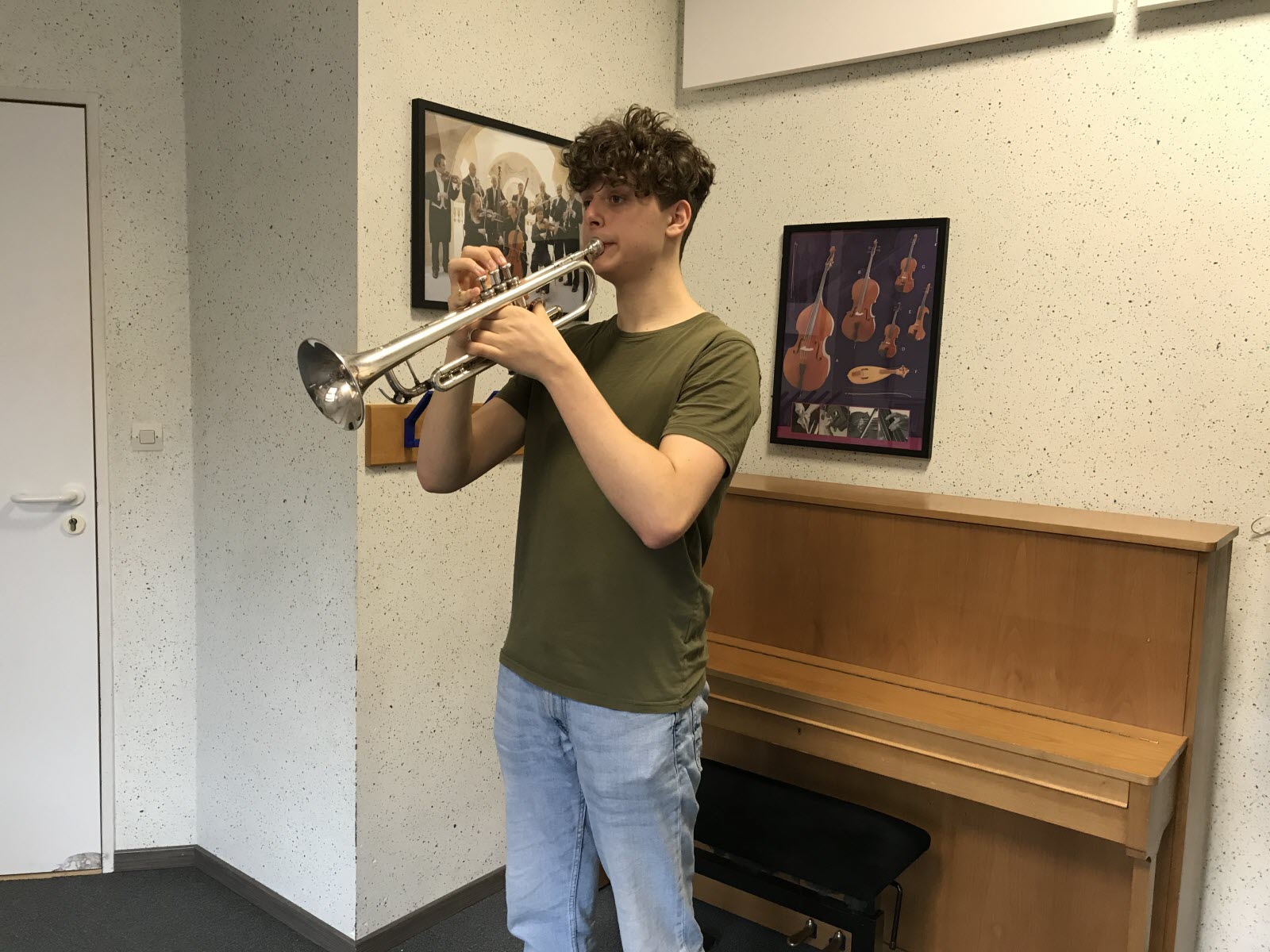 découvrez comment l'école notre-dame 1200 se distingue par son programme d'innovation musicale, offrant un enseignement créatif et des activités artistiques uniques pour épanouir les talents de chaque élève.