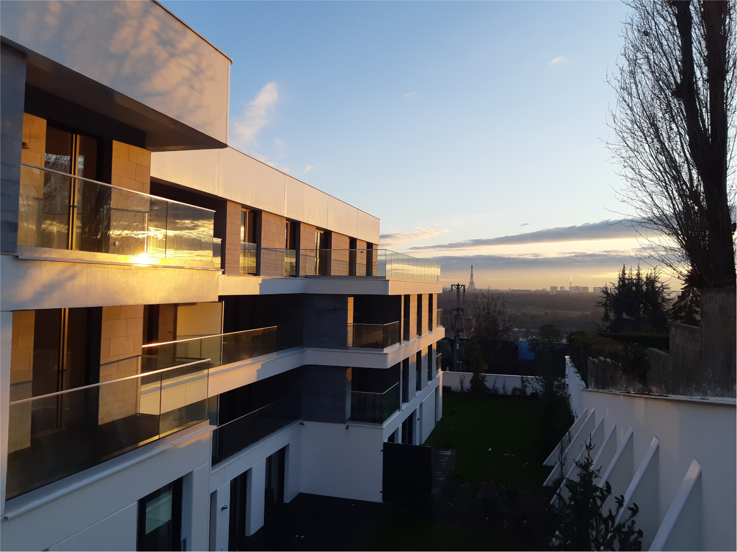 optimisez l’efficacité énergétique de votre maison à saint-cloud grâce à nos conseils et solutions sur mesure. réduisez vos factures, améliorez votre confort et valorisez votre bien immobilier.