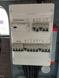 besoin d’un électricien à courbevoie ? intervention rapide, installation, dépannage et mise aux normes électriques. devis gratuit par un professionnel qualifié à courbevoie.