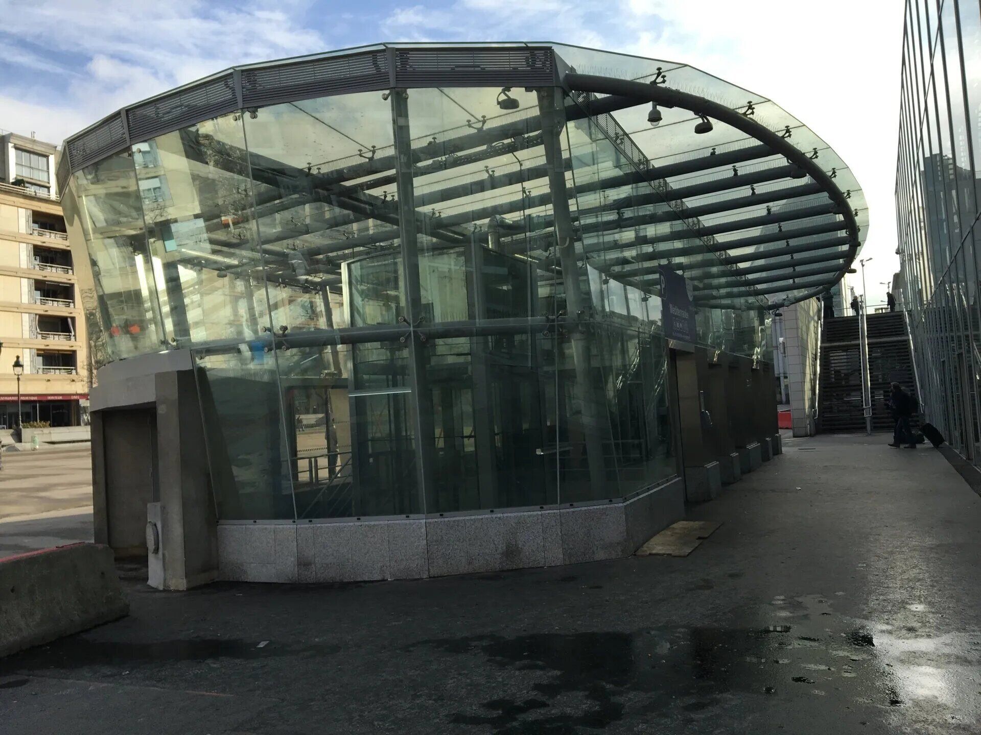 trouvez les meilleurs menuisiers à bagneux pour vos projets de menuiserie sur mesure : meubles, portes, escaliers, aménagements intérieurs et extérieurs. devis rapide et conseils d'experts.