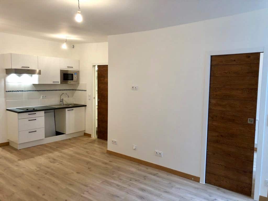 envie de moderniser votre intérieur à paris 5ème ? découvrez nos conseils et solutions sur-mesure pour une rénovation élégante et contemporaine de votre appartement ou maison dans le 5e arrondissement.