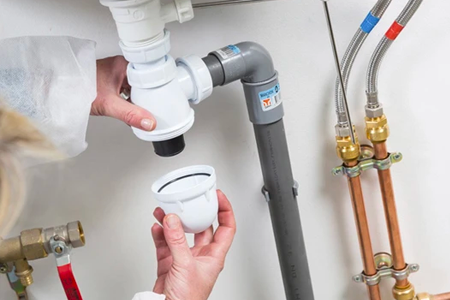 besoin d'un plombier à arcueil ? intervention rapide pour tous vos dépannages, fuites ou installations. service efficace, professionnel et disponible 7j/7. devis gratuit !