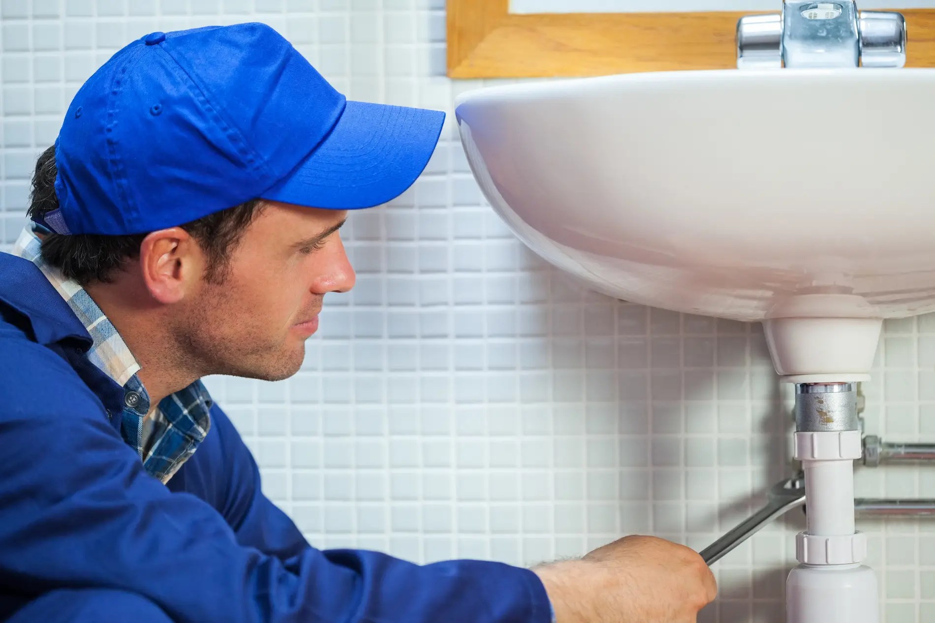 découvrez les avis sur les plombiers à clichy : fiabilité, rapidité d'intervention, qualité des services et tarifs. trouvez le professionnel recommandé par les clients pour vos urgences et travaux de plomberie à clichy.