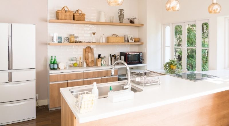 découvrez tout ce qu'il faut savoir sur le prix d'une rénovation de cuisine : facteurs influençant le coût, estimations, conseils pour optimiser votre budget et réussir vos travaux.