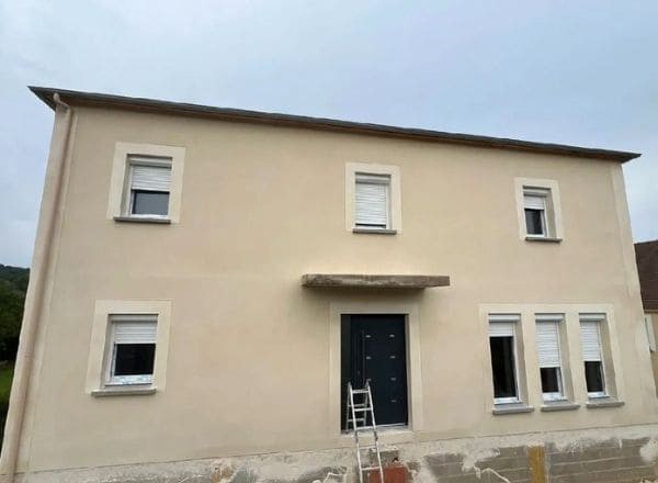 confiez votre ravalement de façade à paris à des professionnels qualifiés. obtenez un devis gratuit pour redonner éclat et protection à votre immeuble avec des solutions sur-mesure et durables.