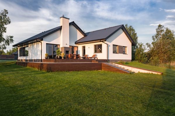 découvrez nos conseils pratiques pour réduire le coût du rafraîchissement de votre maison tout en améliorant votre confort et en économisant de l'énergie cet été.