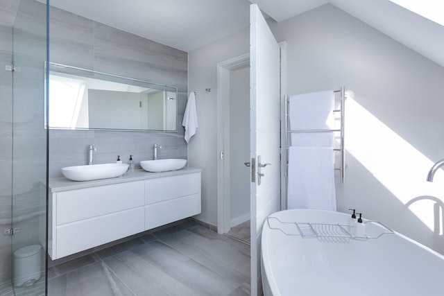 faites appel à des experts pour votre rénovation dans le 94. transformez votre intérieur ou votre extérieur avec des professionnels qualifiés et des solutions sur mesure. devis gratuit.