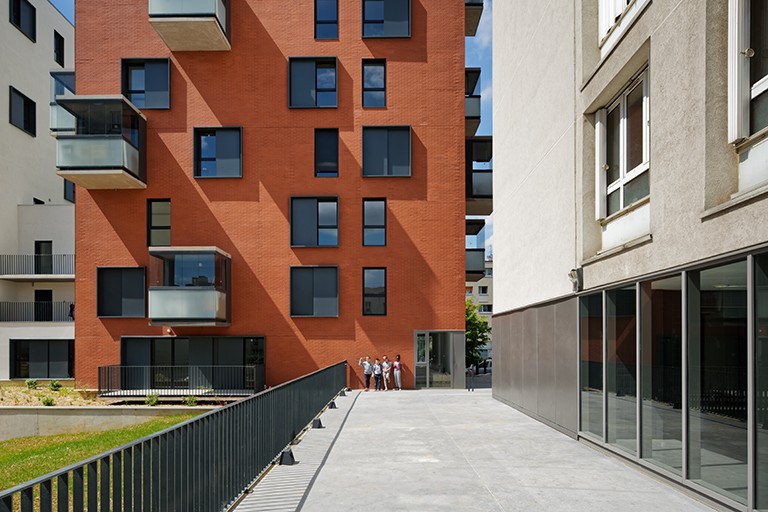 confiez la rénovation de votre appartement à champigny à des experts qualifiés. solutions sur-mesure, conseils personnalisés et travaux de qualité pour valoriser votre bien. demandez votre devis gratuit !