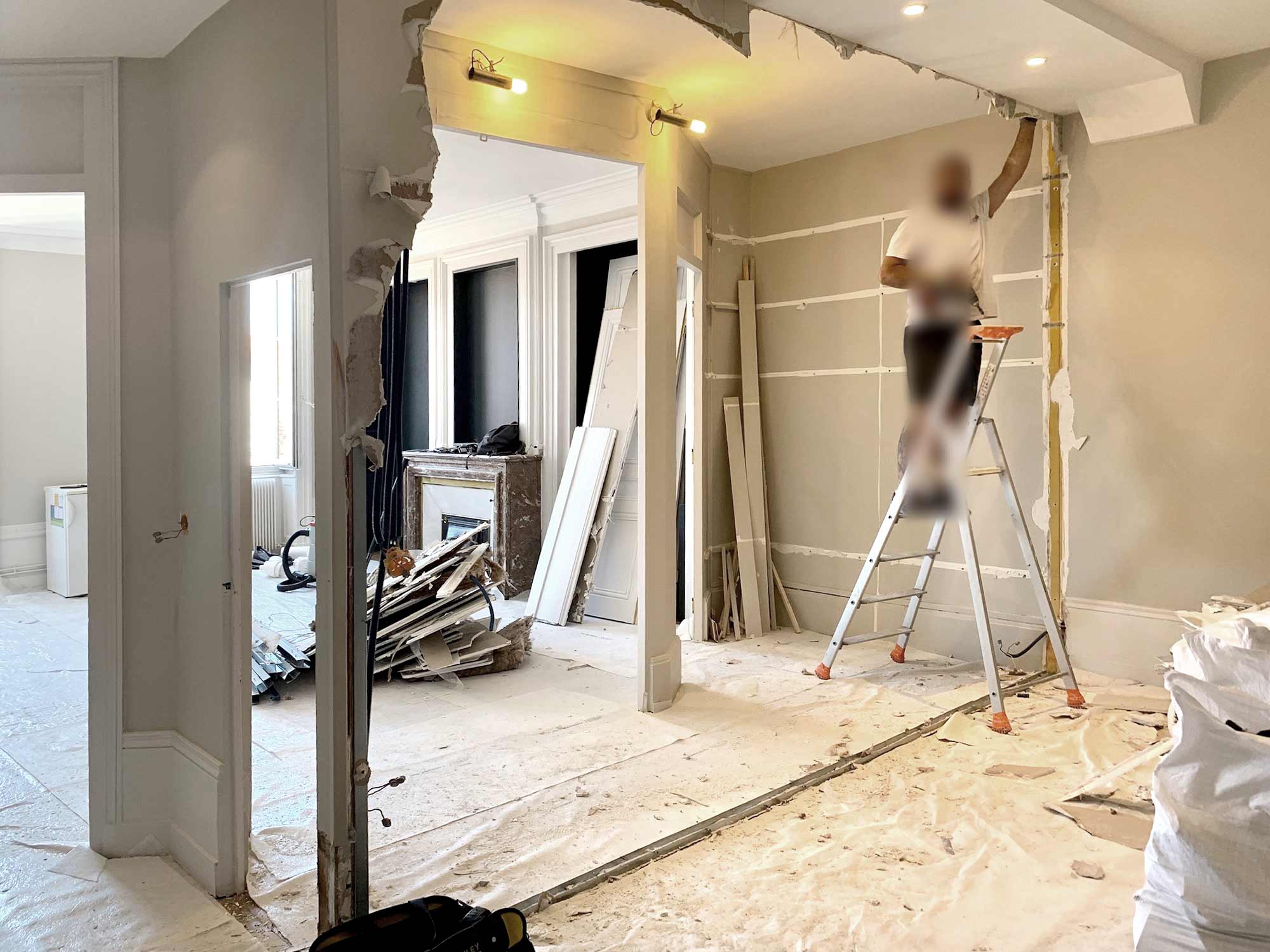 confiez la rénovation de votre appartement haussmannien à des experts : conseils, astuces et inspirations pour moderniser tout en préservant le charme de l'ancien. découvrez nos réalisations et solutions sur mesure.