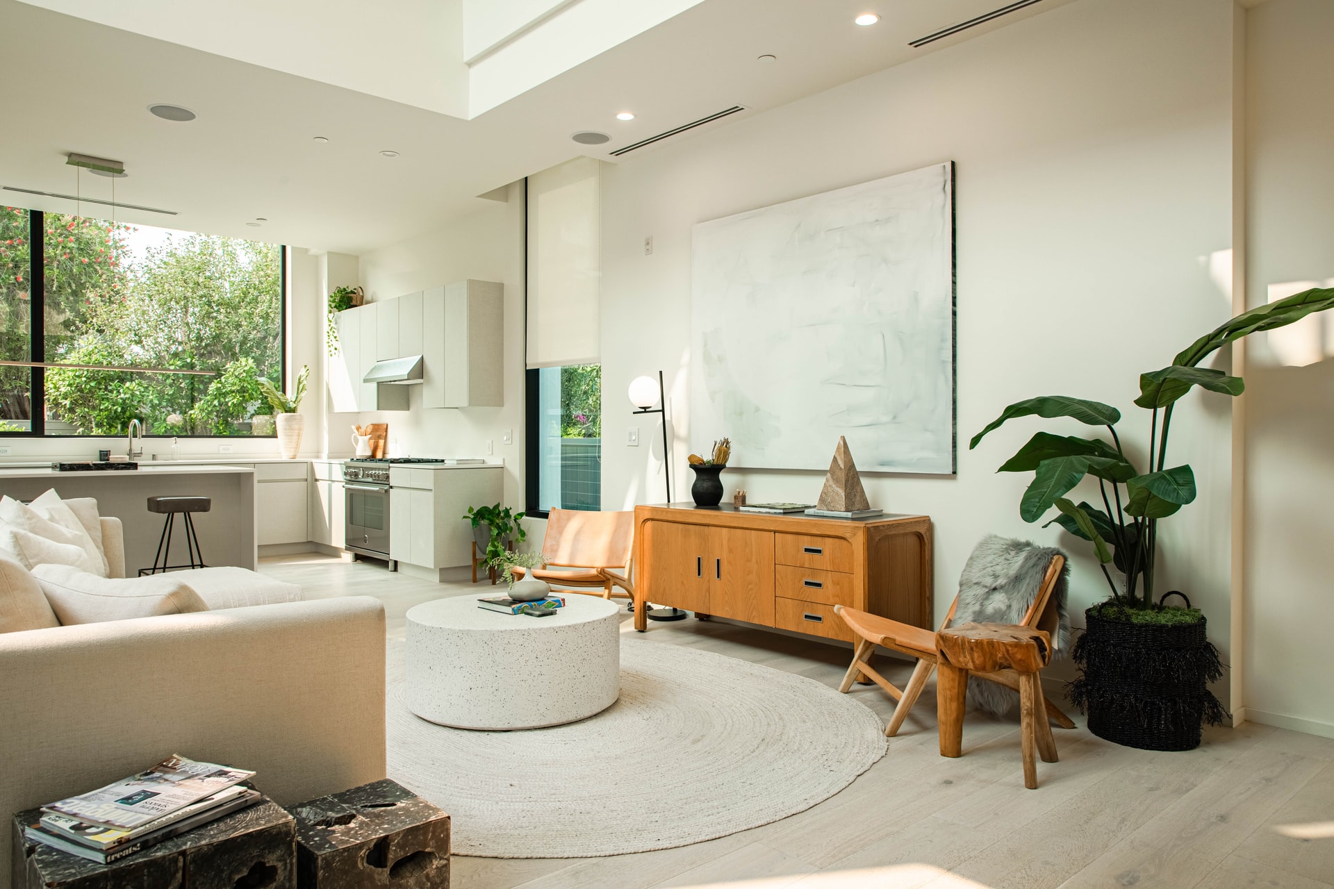 confiez la rénovation de votre appartement à paris à des experts pour un intérieur moderne et sur-mesure. devis gratuit, conseils personnalisés et travaux de qualité.