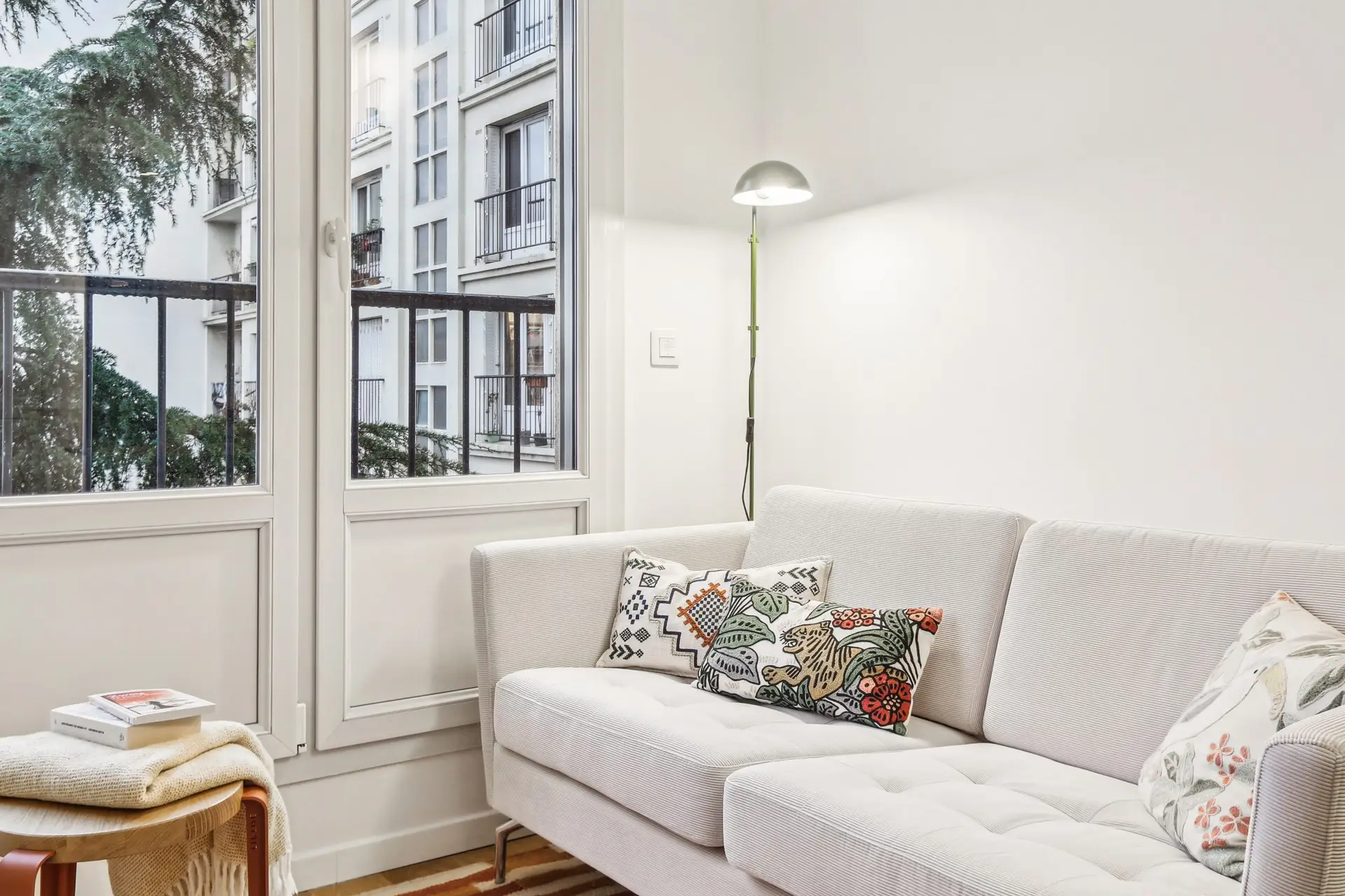 découvrez nos conseils et solutions pour réussir la rénovation de votre appartement à paris en 2025. modernisez votre espace avec des experts, suivez les tendances et bénéficiez d’un accompagnement personnalisé.