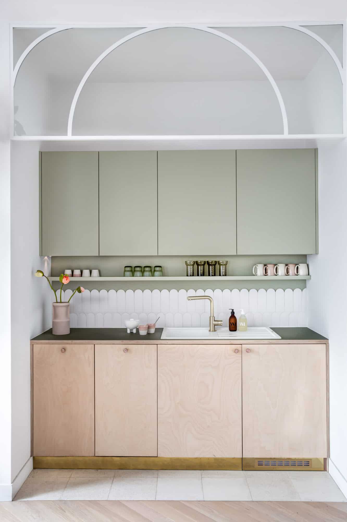 confiez la rénovation de votre cuisine à paris 11 à des experts. conseils personnalisés, matériaux de qualité et finitions soignées pour un espace moderne et fonctionnel.