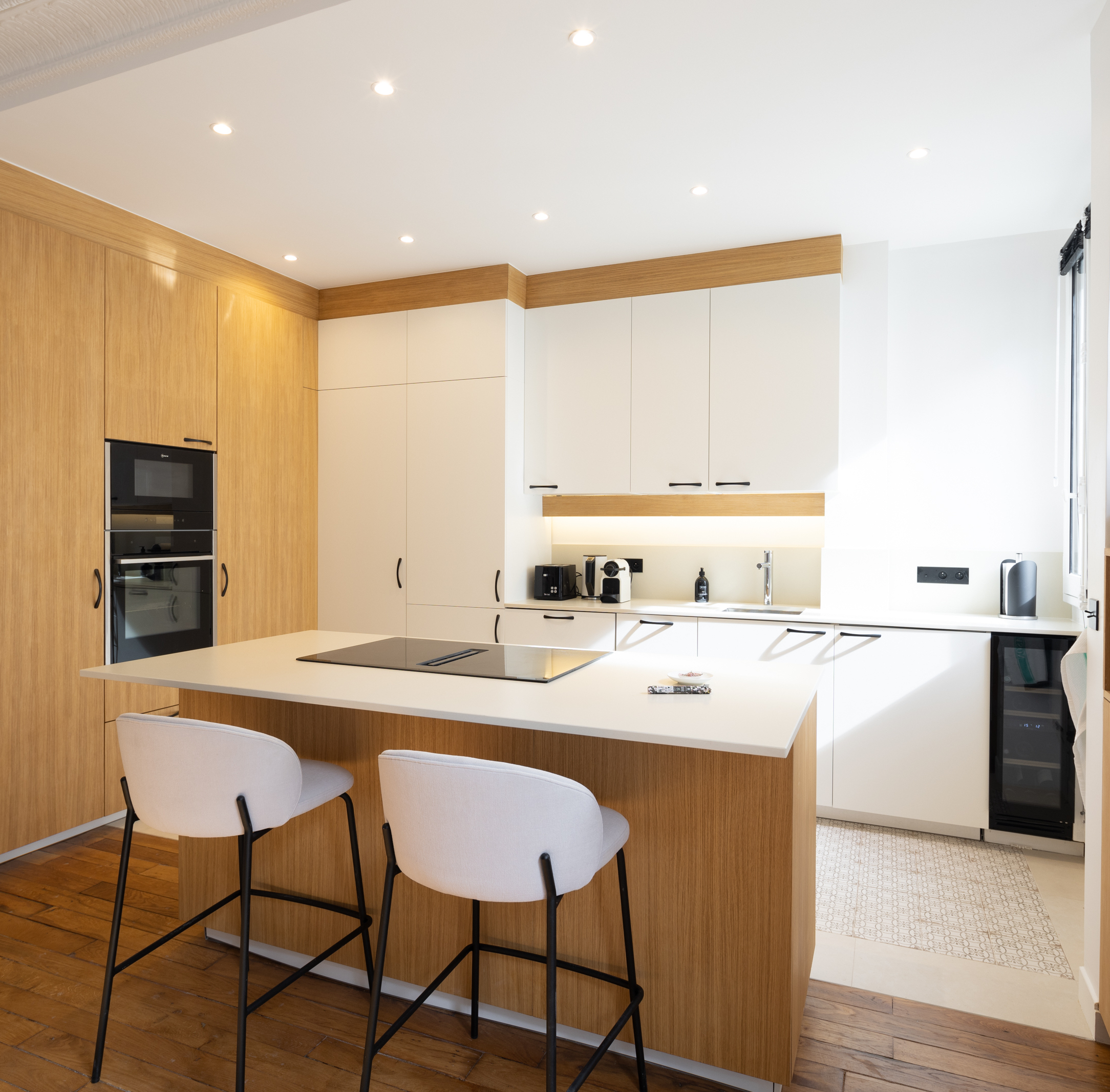 découvrez nos services de rénovation de cuisine à paris : conception sur-mesure, matériaux de qualité et accompagnement personnalisé pour transformer votre espace selon vos envies et votre budget.