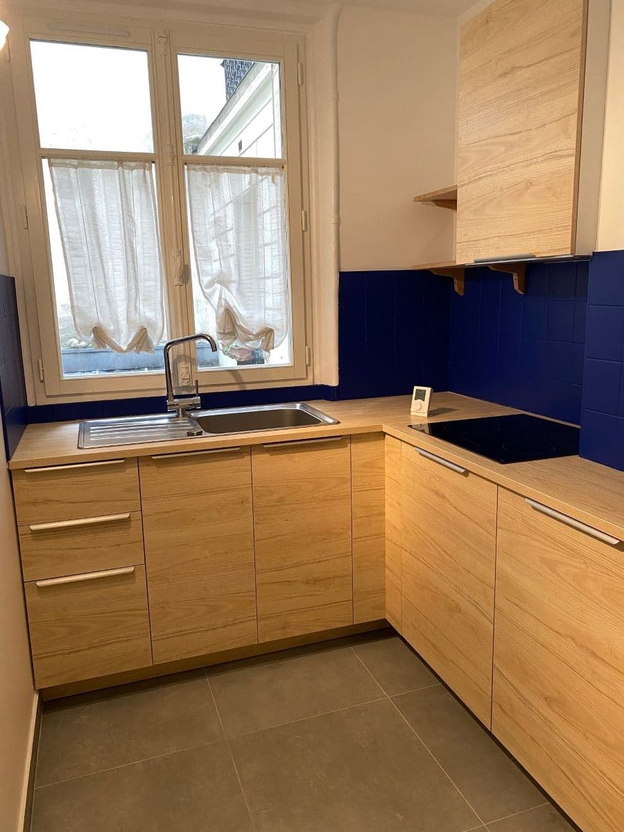 découvrez nos services de rénovation de cuisine à paris : conception sur-mesure, matériaux de qualité et accompagnement personnalisé pour transformer votre espace selon vos envies.