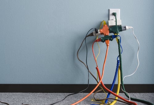 confiez la rénovation de votre installation électrique à des experts. mise aux normes, sécurité renforcée et modernisation de vos équipements électriques pour un habitat sûr et performant.
