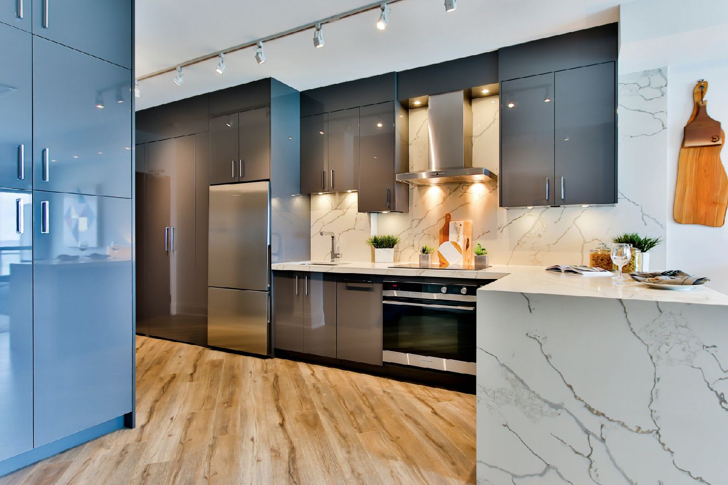 confiez la rénovation de votre espace à paris 75001 à une équipe d'experts. modernisez votre intérieur avec des solutions sur-mesure, du design à la finition, pour un résultat haut de gamme.