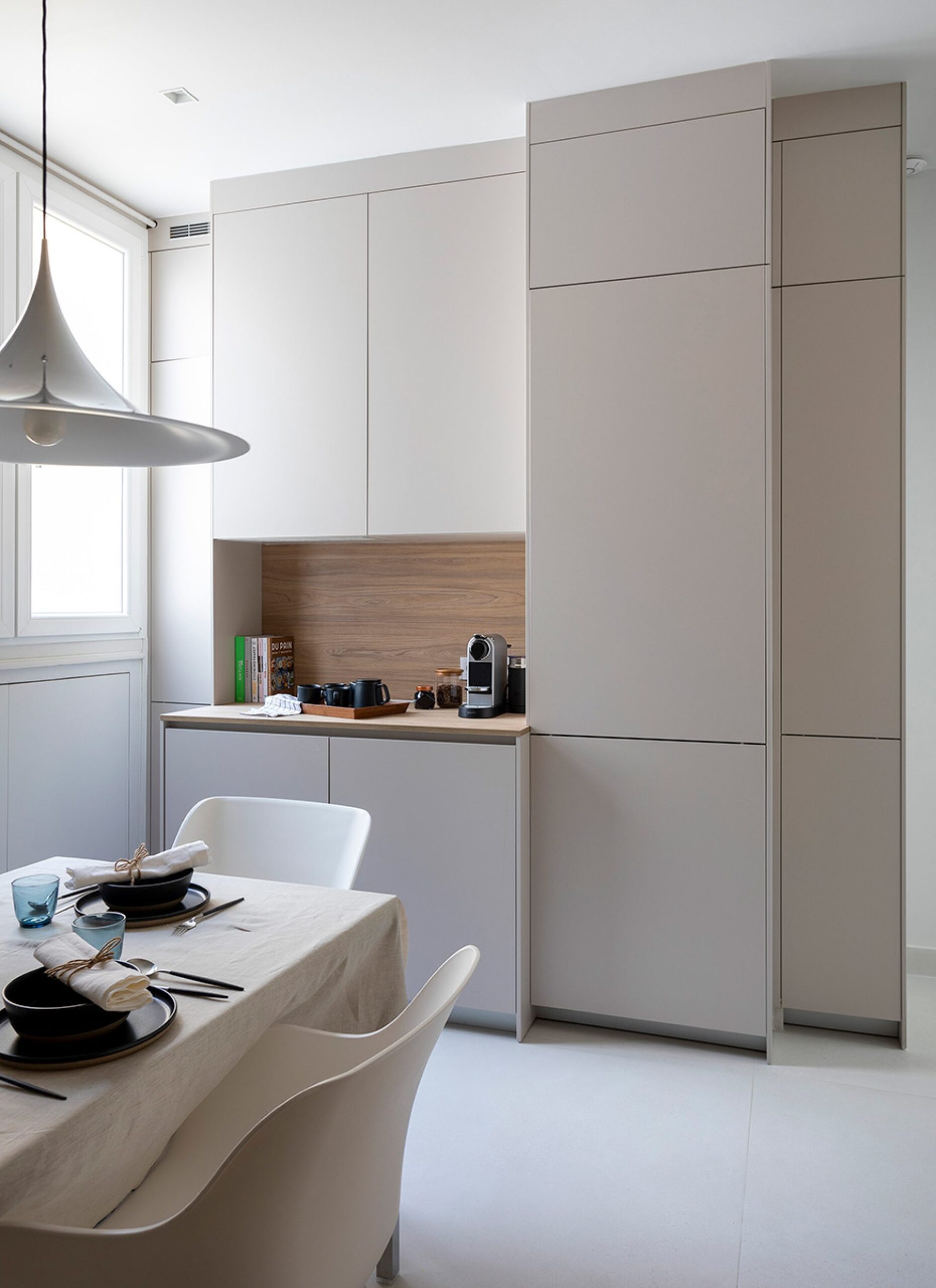 découvrez comment moderniser et sublimer votre appartement avec une rénovation haussmannienne alliant élégance classique et confort moderne. conseils, tendances et savoir-faire au service de votre patrimoine.