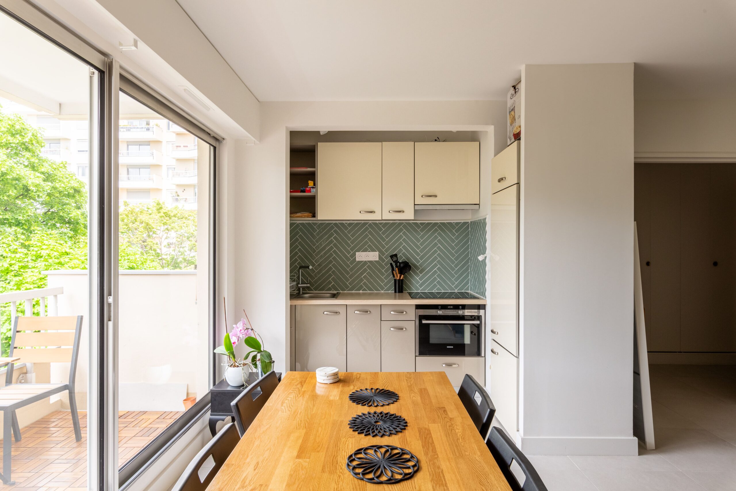 découvrez nos conseils et solutions pour réussir votre rénovation intérieure : idées déco, matériaux, astuces d’aménagement et accompagnement personnalisé pour transformer votre intérieur selon vos envies.
