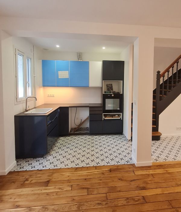 vous souhaitez rénover votre maison dans le 94 ? découvrez nos solutions sur mesure pour la rénovation intérieure et extérieure, ainsi que des conseils d’experts pour valoriser votre bien.