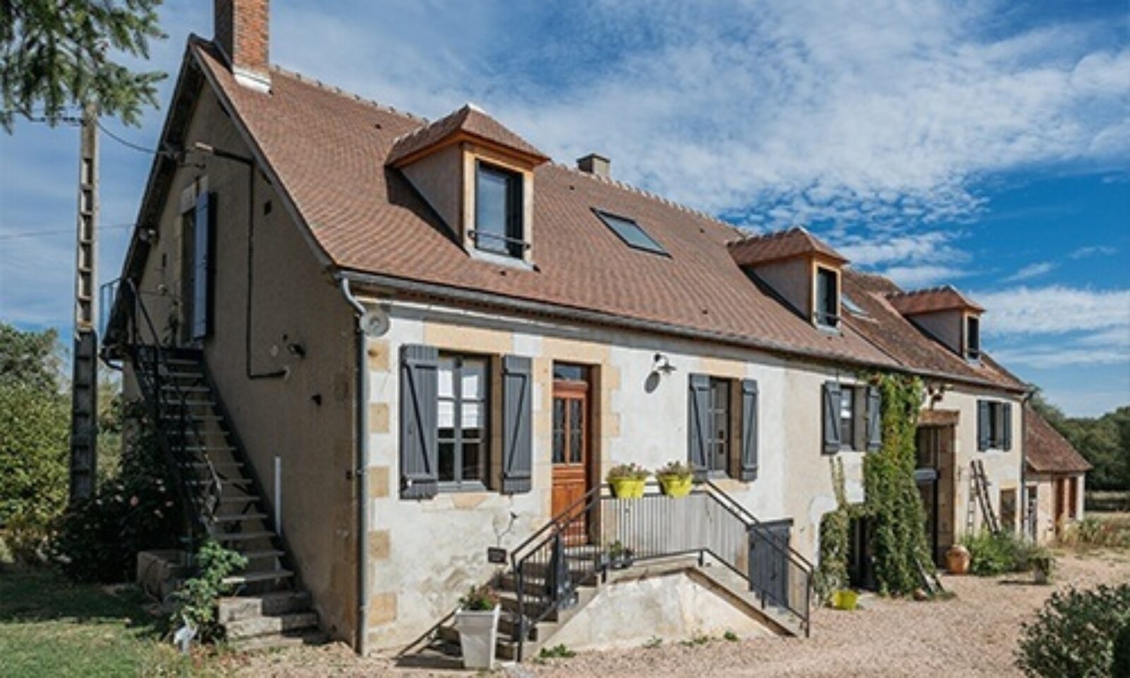 découvrez nos meilleurs conseils pour la rénovation de maison : astuces, étapes clés et recommandations d'experts pour réussir votre projet du début à la fin.