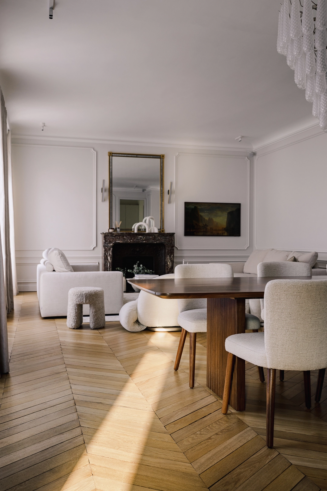 confiez la rénovation de votre maison à paris 75001 à notre équipe d'experts. conseils personnalisés, devis gratuit et travaux de qualité pour transformer votre intérieur selon vos envies.