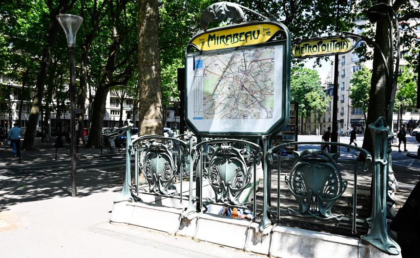 confiez votre projet de rénovation à paris 10 à des experts du bâtiment. travaux sur mesure, devis gratuit et accompagnement personnalisé pour une rénovation réussie dans le 10ème arrondissement.