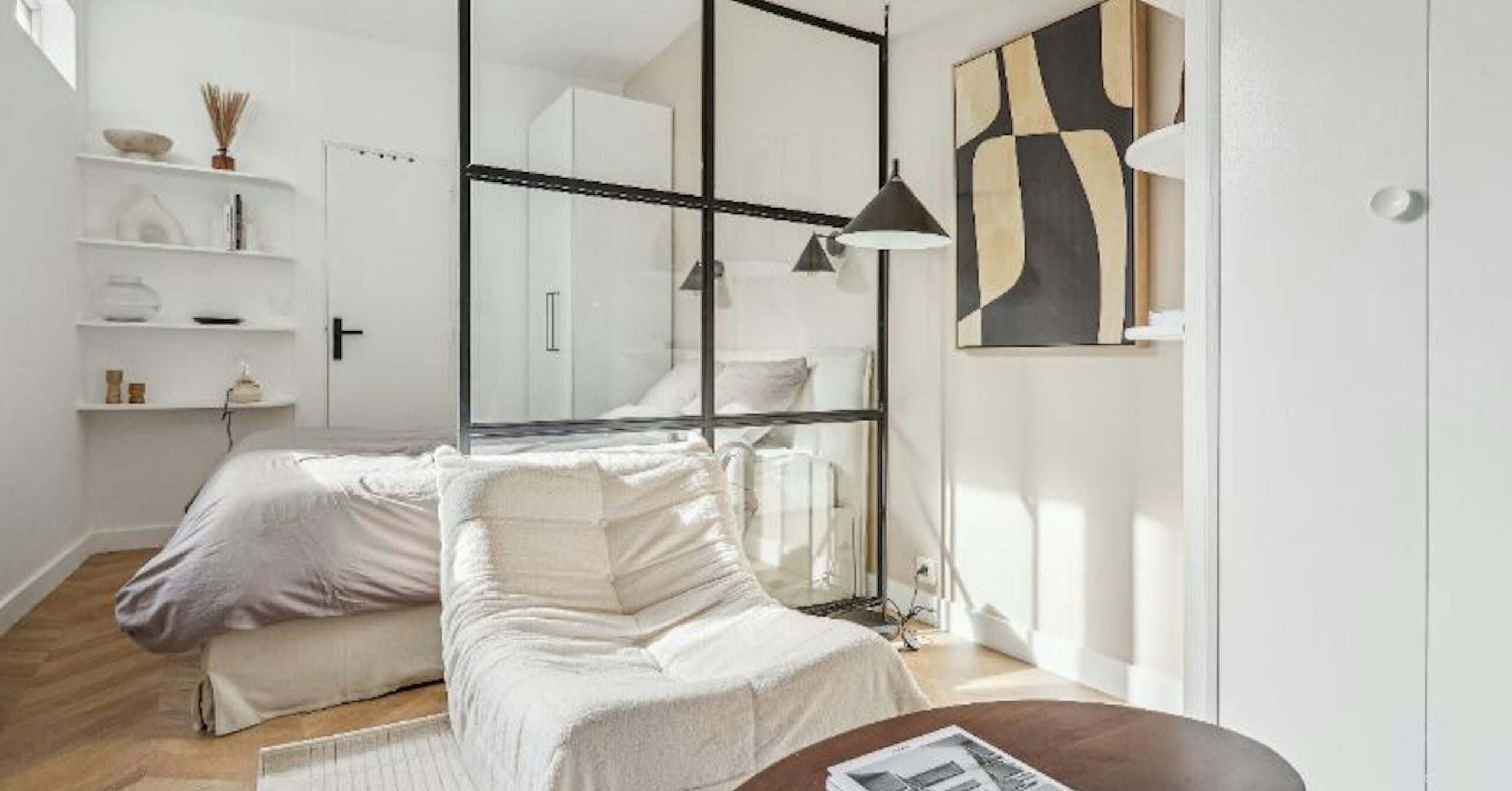 confiez votre projet de rénovation à paris à des experts compétents. transformez votre appartement ou maison avec des solutions sur-mesure, travaux de qualité et accompagnement personnalisé. demandez votre devis gratuit dès aujourd’hui.