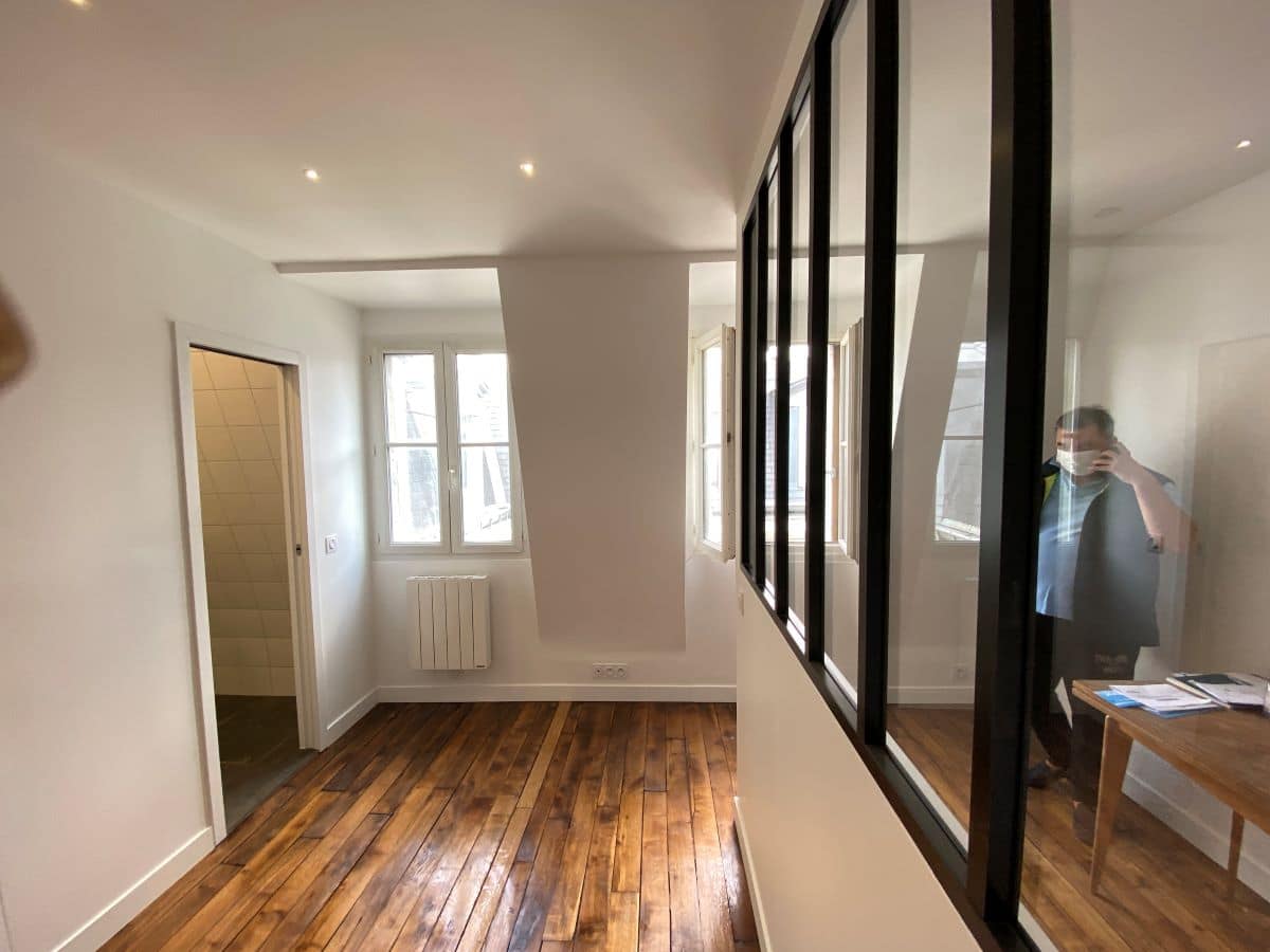confiez vos travaux de rénovation à paris à des experts qualifiés. devis gratuits, conseils personnalisés et accompagnement sur-mesure pour rénover votre appartement, maison ou local professionnel.