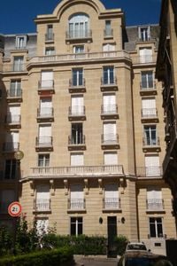 confiez vos travaux de rénovation à paris 75014 à des professionnels qualifiés. rénovation d'appartements, de maisons ou de locaux : devis gratuit, conseils personnalisés et réalisations soignées dans le 14e arrondissement.