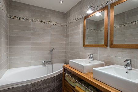 confiez la rénovation de votre salle de bain à des professionnels pour un espace moderne, pratique et sur mesure. découvrez nos conseils, inspirations et devis gratuits pour transformer votre salle de bain selon vos envies.