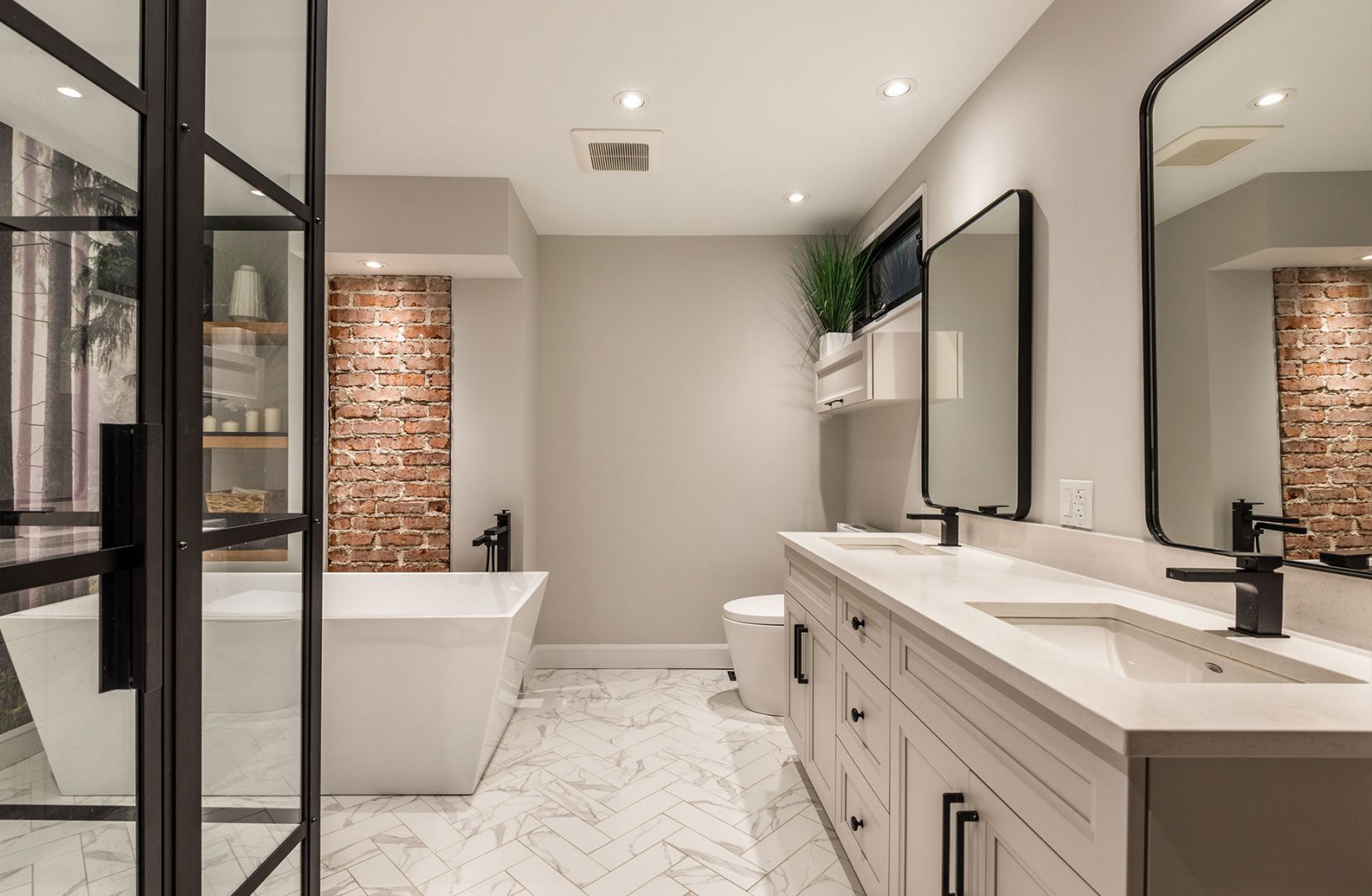 transformez votre salle de bain avec notre service de rénovation : conseils personnalisés, matériaux de qualité et artisans expérimentés pour un espace moderne et fonctionnel.