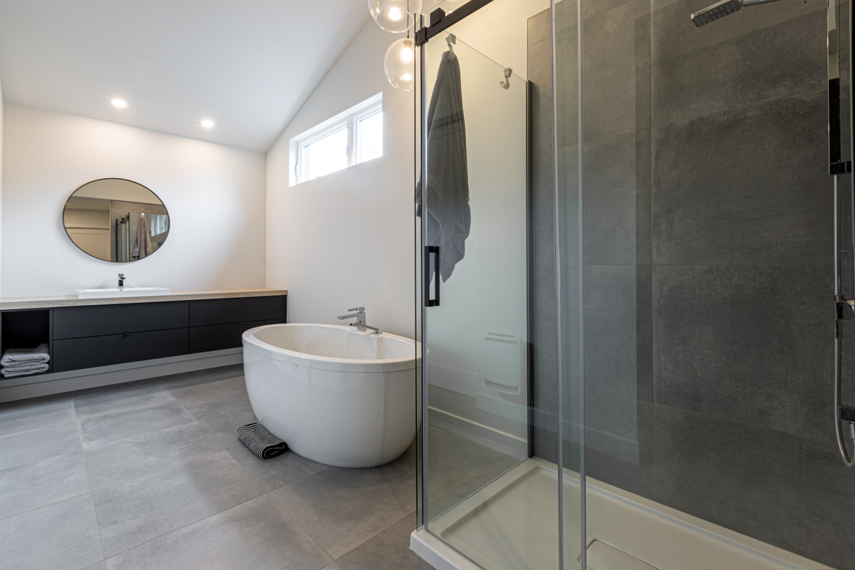 découvrez nos conseils et astuces pour réussir la rénovation de votre salle de bain. modernisez cet espace clé de votre maison en toute simplicité, avec des idées inspirantes et des solutions pratiques adaptées à tous les budgets.