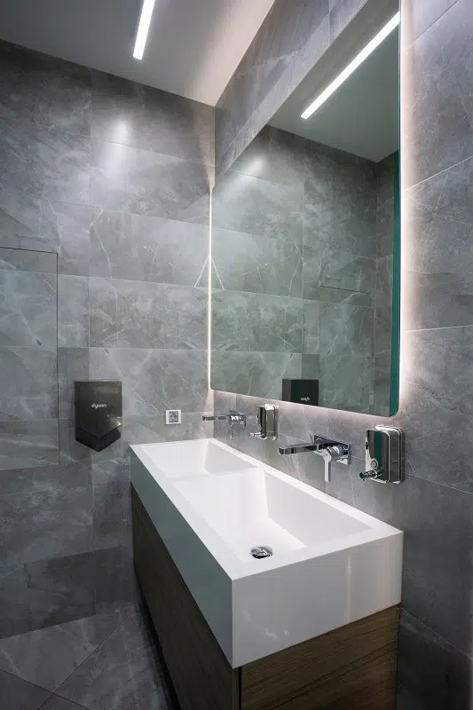 découvrez nos conseils et solutions pour la rénovation de salle de bain à paris adaptée à tous les budgets. optimisez vos travaux et maîtrisez vos dépenses tout en modernisant votre espace de bain.