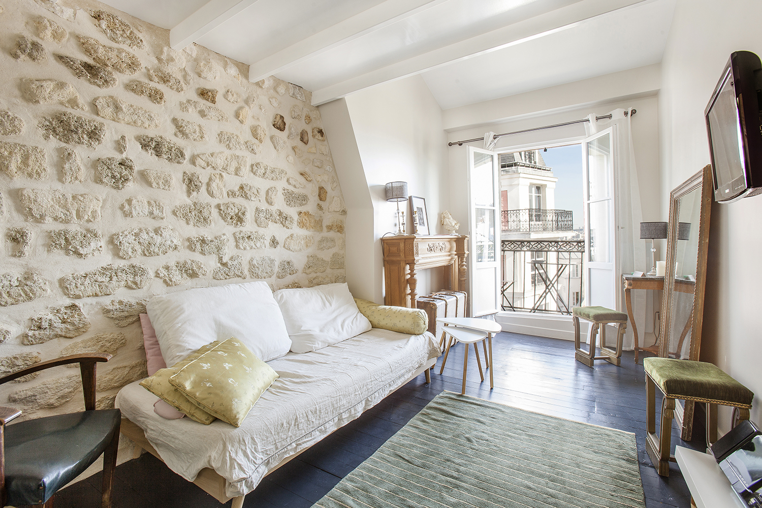 vous souhaitez rénover un studio à paris ? découvrez nos conseils et services pour une rénovation réussie, du design à l’optimisation de l’espace. obtenez un devis gratuit et personnalisé.