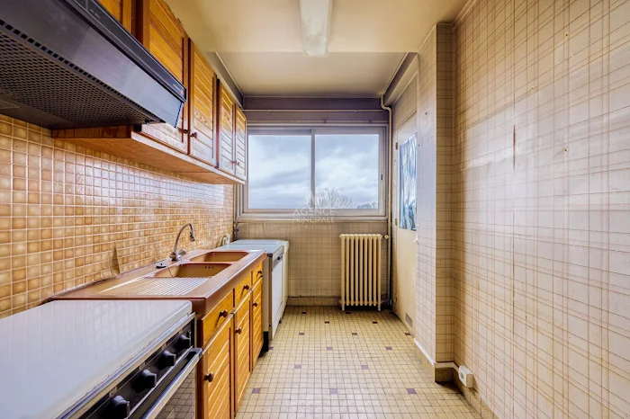 confiez la rénovation de votre studio à sèvres (92310) à des experts. améliorez votre confort et valorisez votre bien grâce à des travaux sur mesure, rapides et efficaces.