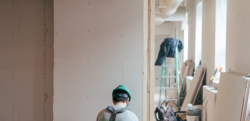 découvrez comment rénover votre bien pour en augmenter la valeur : conseils pratiques, astuces et idées pour optimiser votre investissement immobilier.