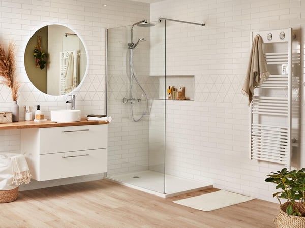transformez votre salle de bain à paris avec notre service de rénovation sur mesure. qualité, rapidité et conseils personnalisés pour un espace moderne et fonctionnel.